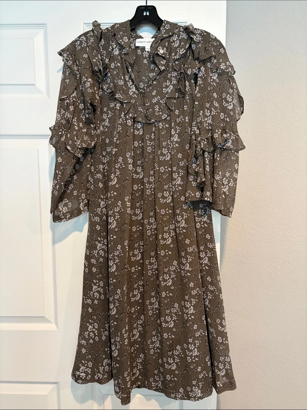 Robert Rodriguez Floral Cold Shoulder Dress Size 6 - Picture 6 of 12